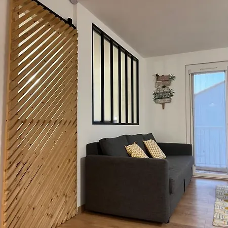 Perle Rare A 250m De La ! Climatise Avec Parking, Balcon & Wifi Apartamento *