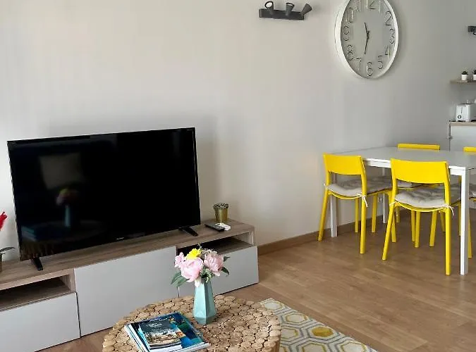 Perle Rare à 250m De La ! Climatisé Avec Parking, Balcon&wifi Apartamento *