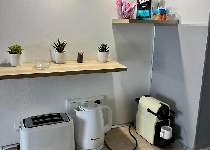 Perle Rare à 250m De La ! Climatisé Avec Parking, Balcon&wifi Apartamento Sainte-Maxime