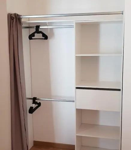 Perle Rare à 250m De La ! Climatisé Avec Parking, Balcon&wifi * Sainte-Maxime